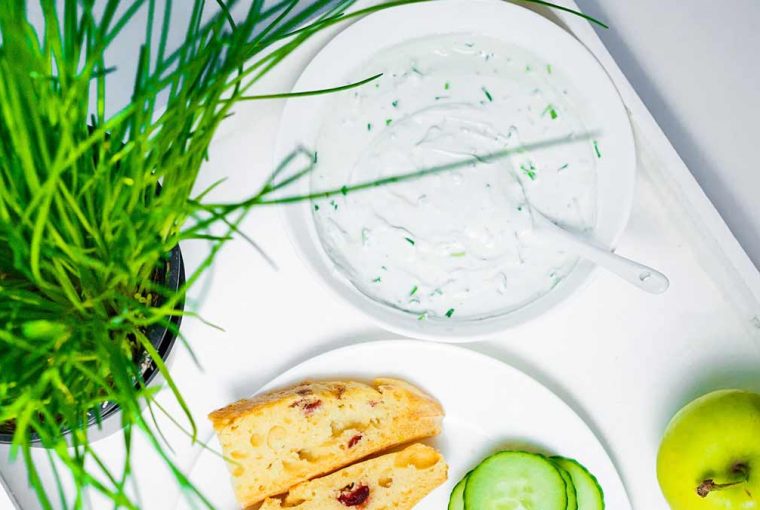 La ciboulette, plante aromatique a absolument avoir au balcon cet été