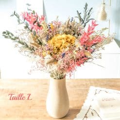 Bouquet de fleurs séchées jaune et rose