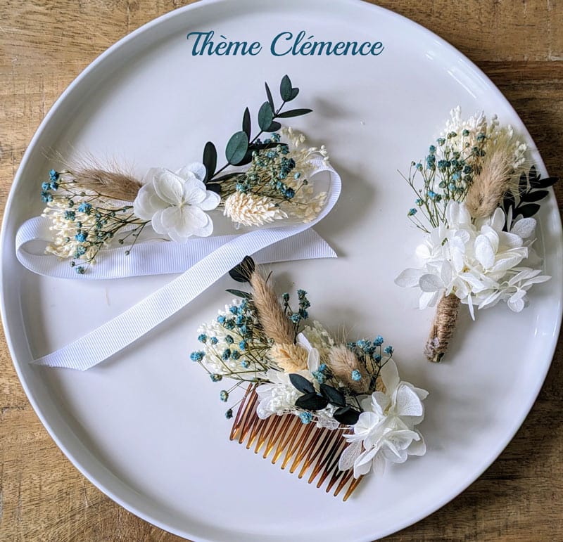 boutonnière de mariage en fleurs séchées bleur