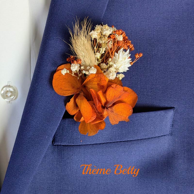 boutonnière de mariage en fleurs séchées