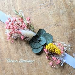 Bracelet de fleurs séchées rose et vert pour mariée