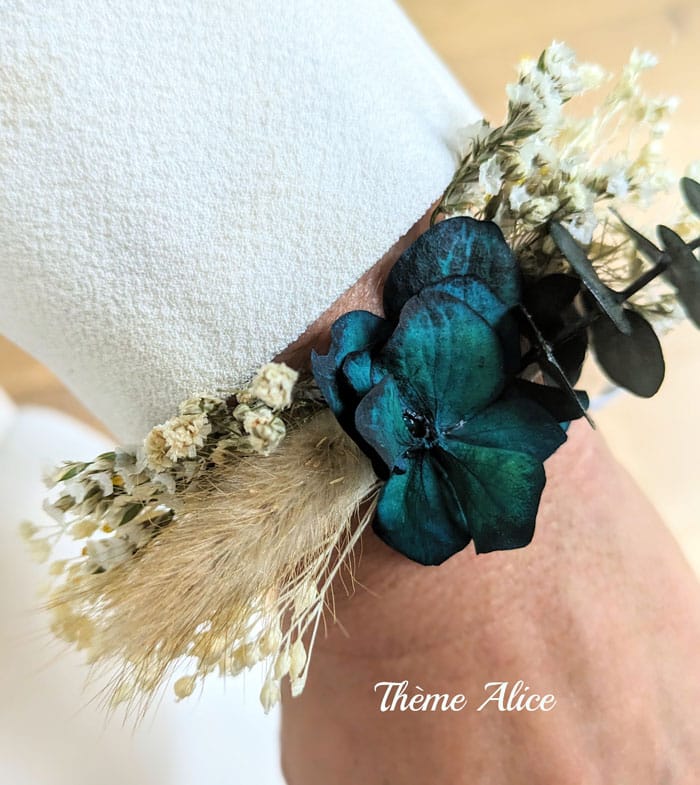 Bracelet de mariée en fleurs séchées vert