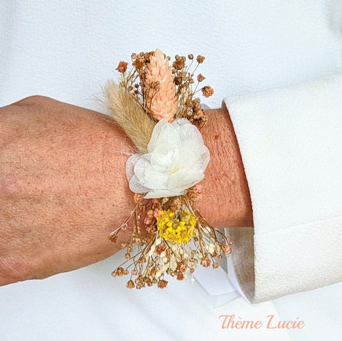Bracelet pour mariée en fleurs séchées rose pale et blanc