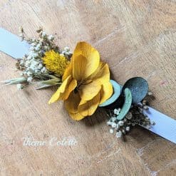 Bracelet pour mariée en fleurs séchées jaune