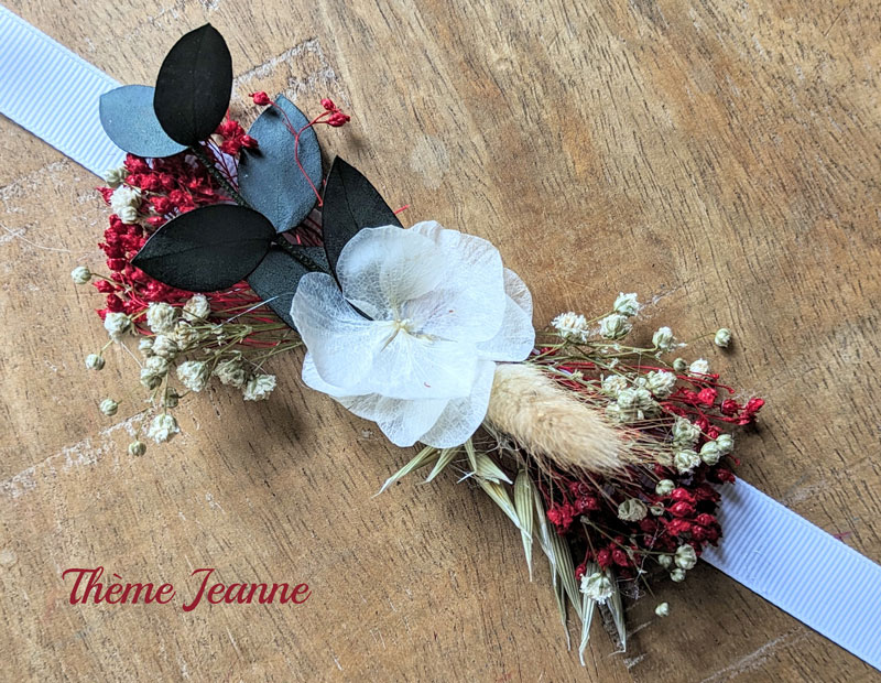 Bracelet pour mariée en fleurs séchées rouge et blanc