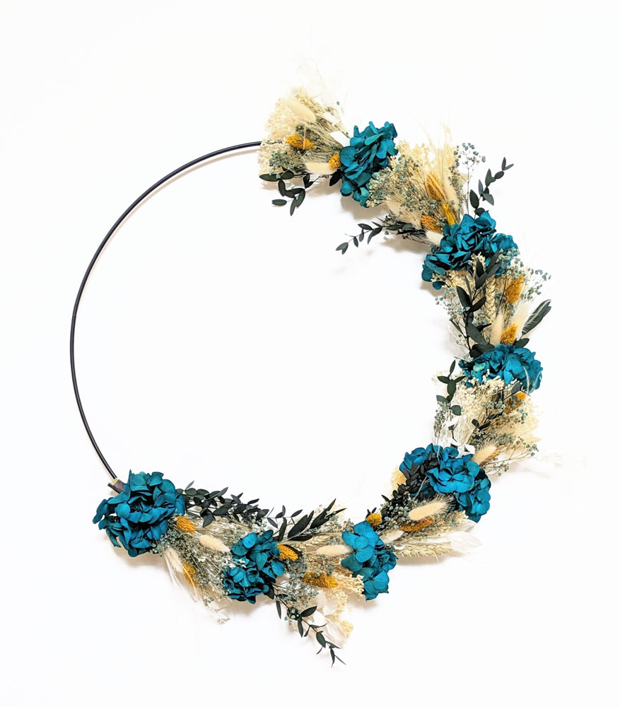 Couronne murale de fleurs séchées hortensia bleu D50