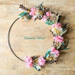 Couronne murale de fleurs séchées rose et jaune D50