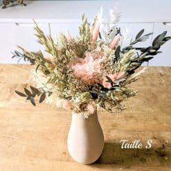 bouquet de fleurs séchées lucette couleur saumon - Prise de vue table