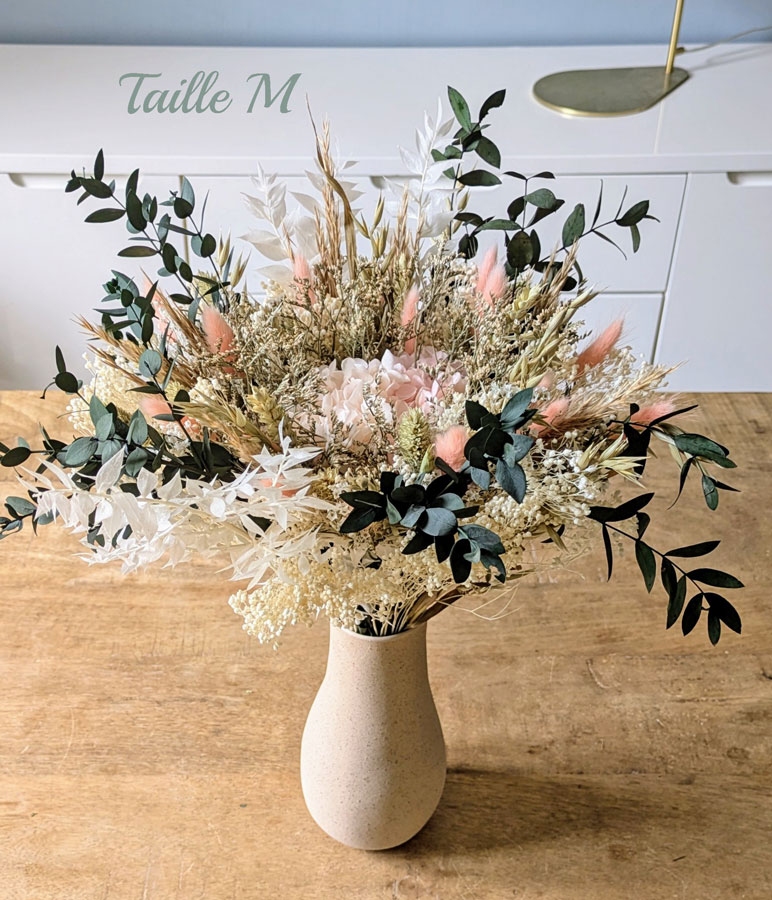 bouquet de fleurs séchées lucette . Taille M prise de vue vase