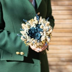 s bouquet fleurs séchées bleu foncé