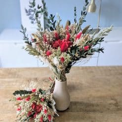 bouquet de fleurs séchées rouge amour