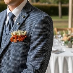 boutonnière de poche pour marié en fleurs séchées